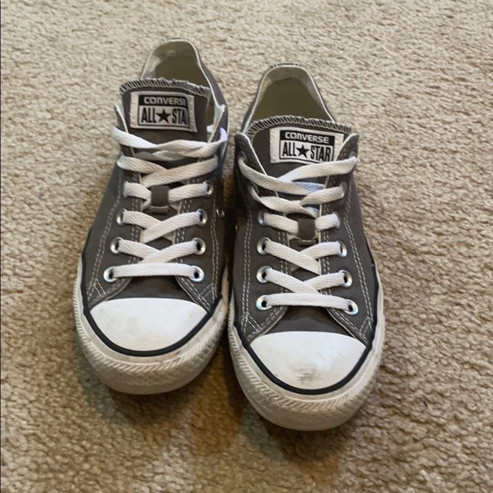 Grey converse